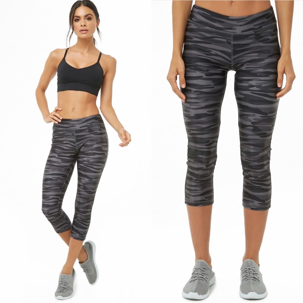 🛍Active Camo Print Leggings NWT